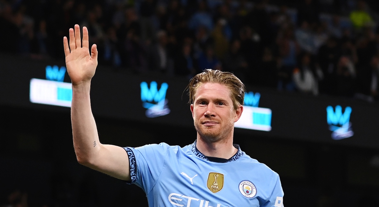 The Etihad bids farewell to a Premier League legend.