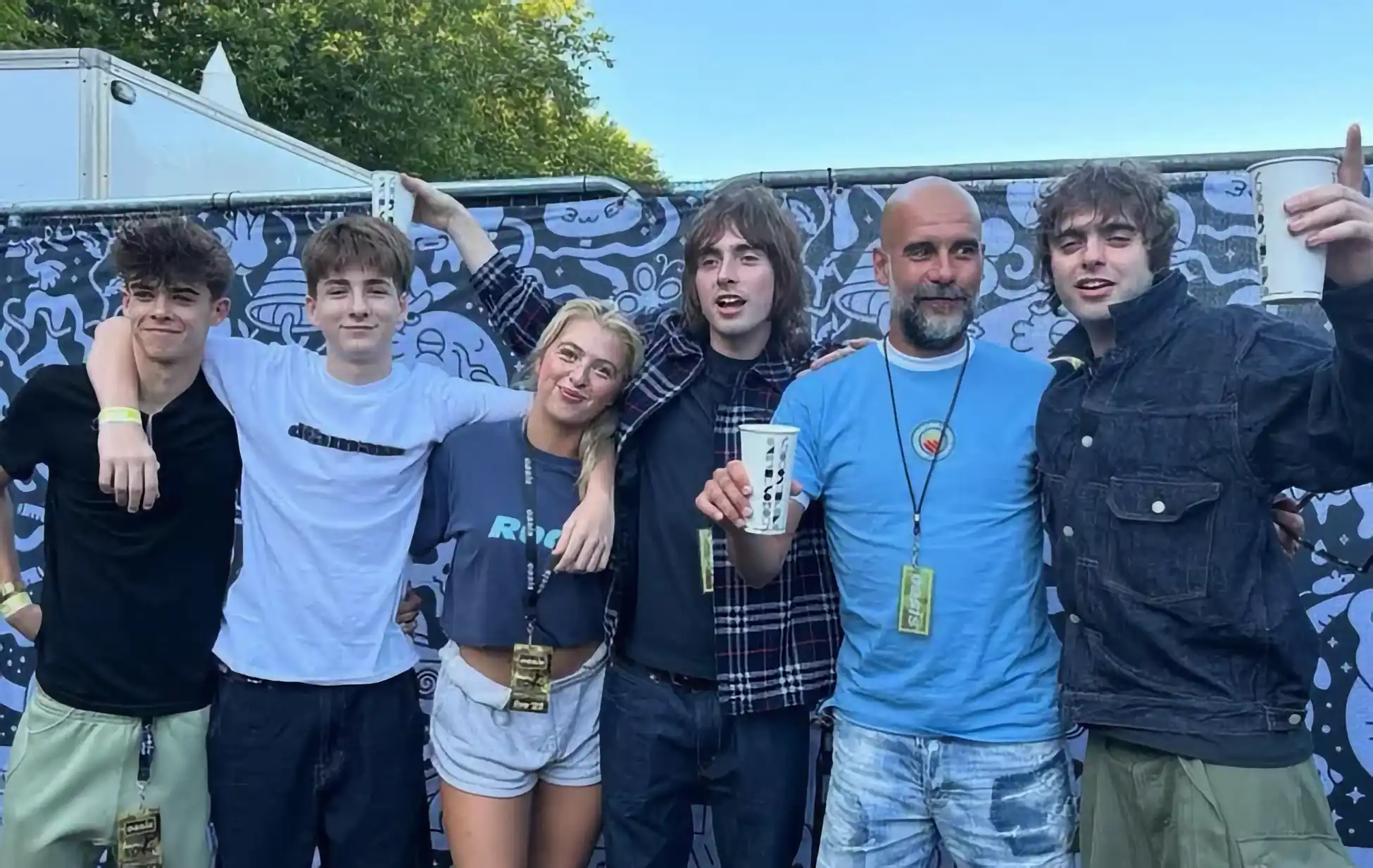 Pep and the young Gallaghers