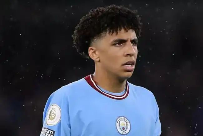 Rico Lewis in action for Manchester City during the 2025-26 season