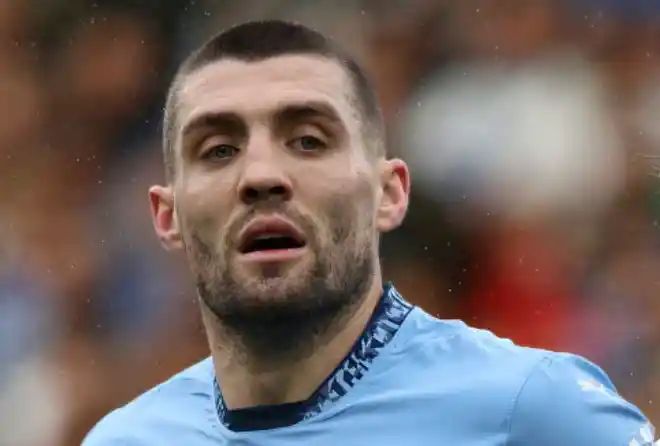 Mateo Kovacic in action for Manchester City